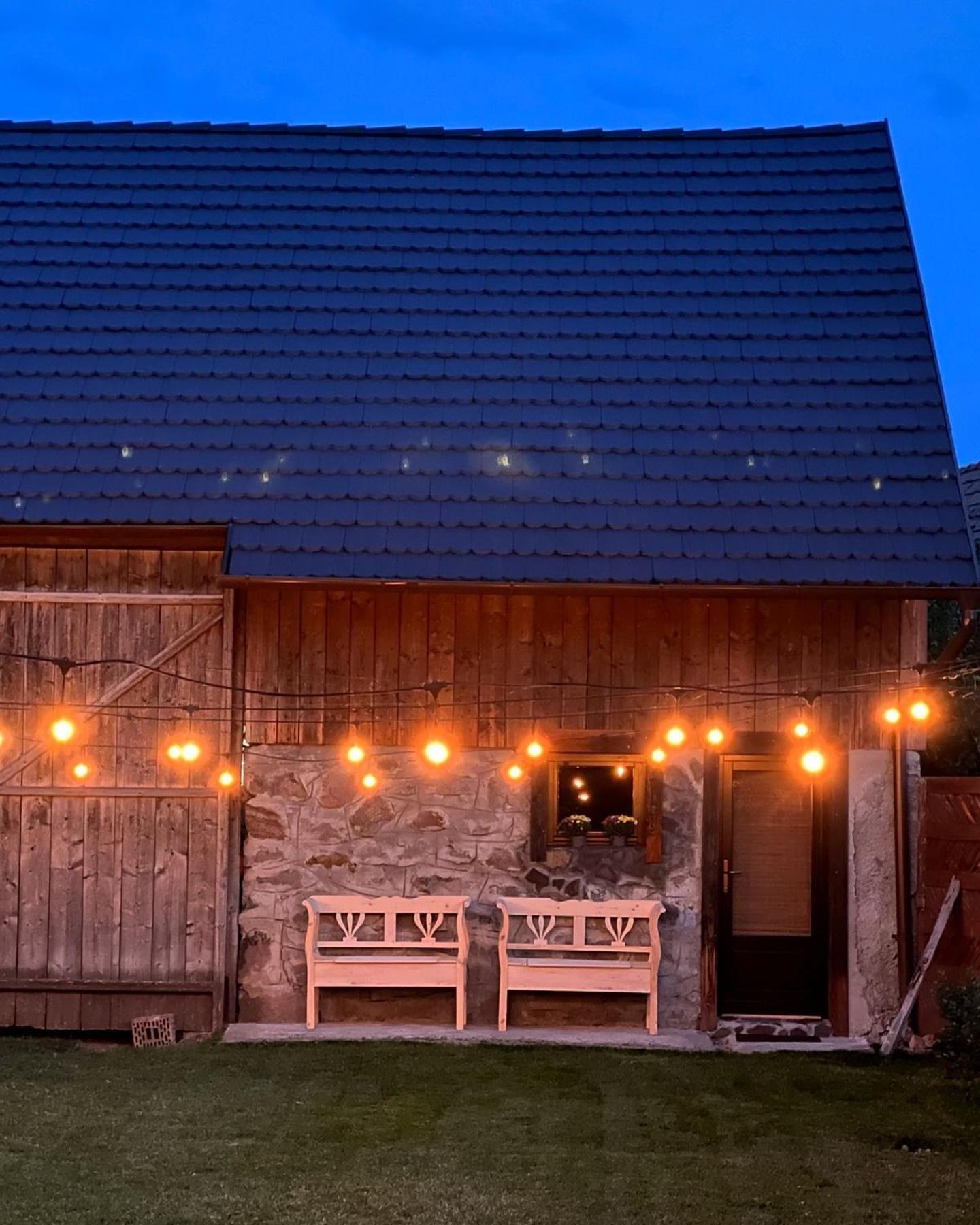 Bed and Breakfast Famives Vendeghaz Racu Экстерьер фото